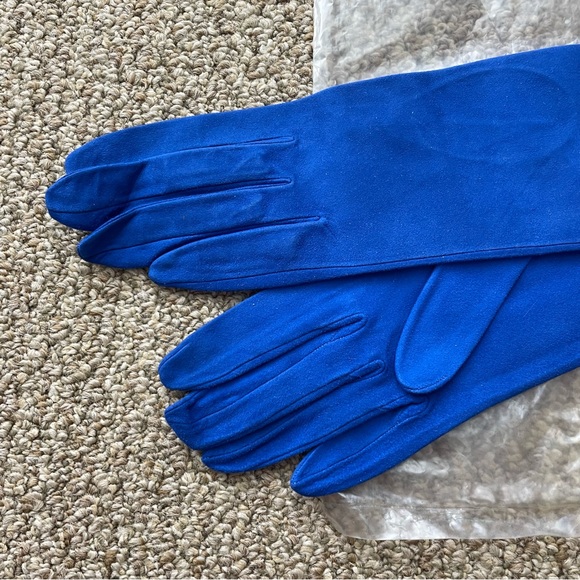 Vintage Christian Dior Suede Gloves Size 6.5, Electric Blue - Never worn! - Picture 7 of 7